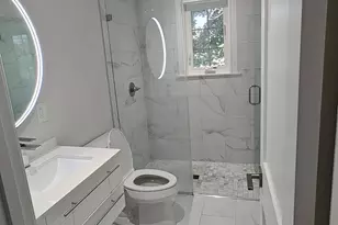 38 Poe Ct, Fairfield, CT 06825 - Photo 9