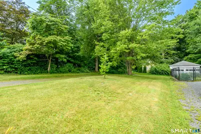 24 Yale Avenue, Middlebury, CT 06762 - Photo 7