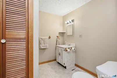 24 Yale Avenue, Middlebury, CT 06762 - Photo 33