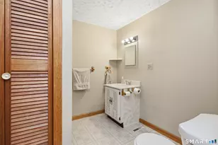 24 Yale Ave, Middlebury, CT 06762 - Photo 33