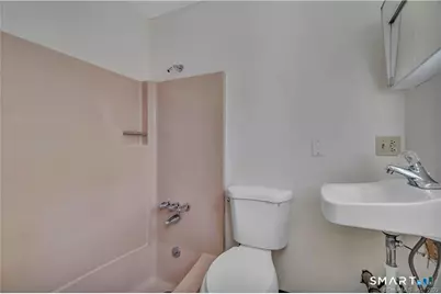 130 North State Street, Ansonia, CT 06401 - Photo 31
