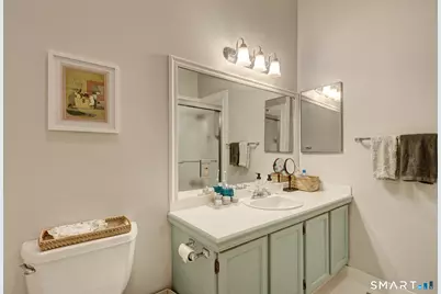 33 Charter Oak Place #2, Hartford, CT 06106 - Photo 29