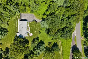 132 Luther Dr, Southbury, CT 06488 - Photo 3