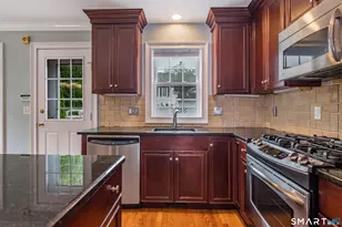 12 W Sussex Pl, Madison, CT 06443 - Photo 7