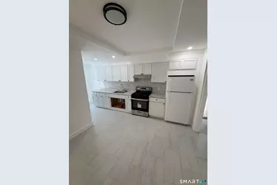 133 Willow Street #2nd FL, Waterbury, CT 06710 - Photo 1
