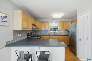 1001 Lexington Blvd, Bethel, CT 06801 - Photo 13