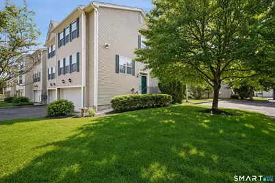 1001 Lexington Boulevard #1001, Bethel, CT 06801 - Photo 3