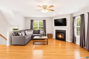 1001 Lexington Blvd, Bethel, CT 06801 - Photo 5