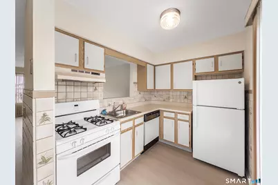 484 First Avenue #14, West Haven, CT 06516 - Photo 13