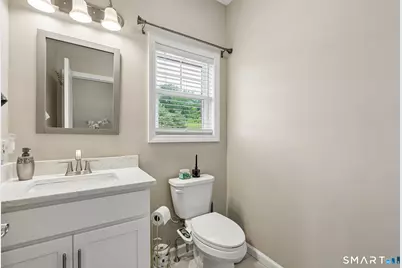 17 Sea View Terrace, Waterford, CT 06385 - Photo 11