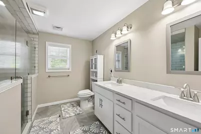 17 Sea View Terrace, Waterford, CT 06385 - Photo 15