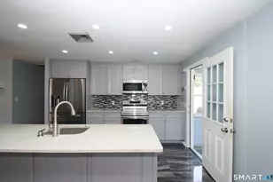 28 E Clover Cir, Hamden, CT 06514 - Photo 11