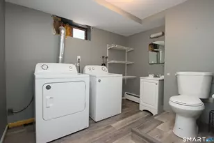 28 E Clover Cir, Hamden, CT 06514 - Photo 29