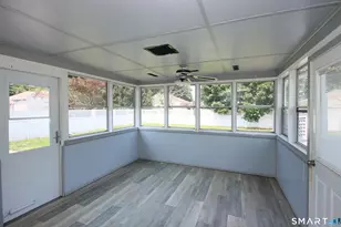 28 E Clover Cir, Hamden, CT 06514 - Photo 13