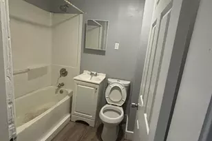 2370 Main St, Hartford, CT 06120 - Photo 5