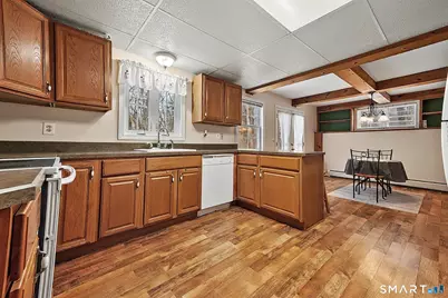 15 Indian Hill Lane #B, Newtown, CT 06482 - Photo 3