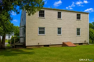 37 Shawn Dr, Bristol, CT 06010 - Photo 5