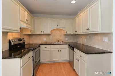 986 Heritage Village #A, Southbury, CT 06488 - Photo 3