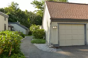 986 Heritage Vlg, Southbury, CT 06488 - Photo 17