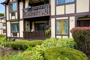11 Chatham Ct, Brookfield, CT 06804 - Photo 1