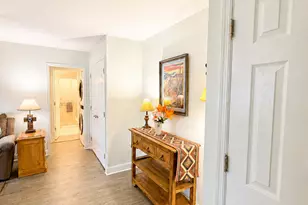 11 Chatham Ct, Brookfield, CT 06804 - Photo 5