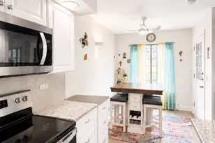 11 Chatham Ct, Brookfield, CT 06804 - Photo 9