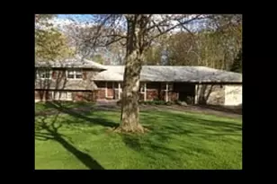 54 Country Hills Rd, Hamden, CT 06414 - Photo 3