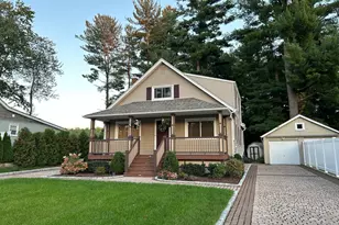 102 Cottage Rd, Enfield, CT 06082 - Photo 3