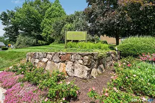 104 1/2 Ledgebrook Dr, Norwalk, CT 06854 - Photo 37