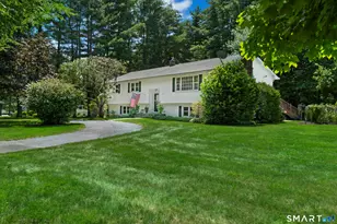 6 Webster Pl, Newtown, CT 06470 - Photo 3
