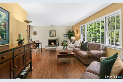 6 Webster Place, Newtown, CT 06470 - Photo 5