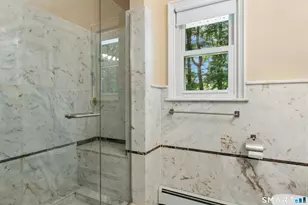 6 Webster Pl, Newtown, CT 06470 - Photo 21