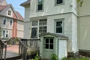 65 Oxford St, Hartford, CT 06105 - Photo 11