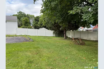 85 Thompson Drive, Torrington, CT 06790 - Photo 3