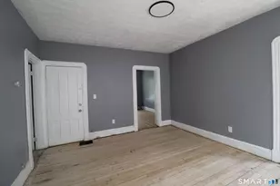 34 Lenox St, Hartford, CT 06112 - Photo 3