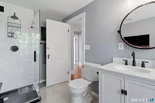19 Crestview Ave, Stamford, CT 06907 - Photo 17