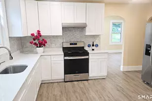 430 Wolcott St, Waterbury, CT 06705 - Photo 3