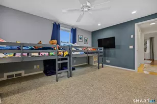 85 Woodbury Ave, Stamford, CT 06907 - Photo 21
