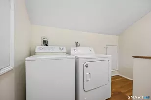 85 Woodbury Ave, Stamford, CT 06907 - Photo 25