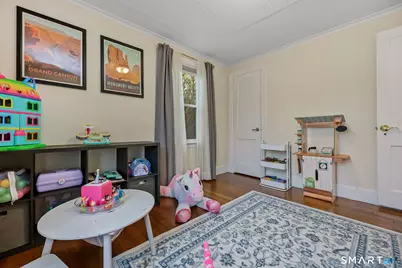 85 Woodbury Avenue, Stamford, CT 06907 - Photo 19