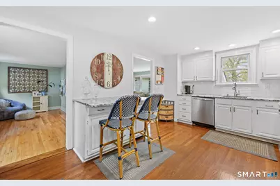 85 Woodbury Avenue, Stamford, CT 06907 - Photo 9