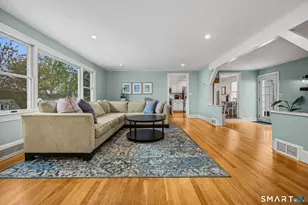 85 Woodbury Ave, Stamford, CT 06907 - Photo 5