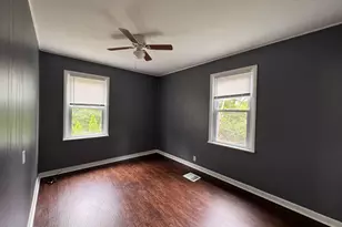 19-23 Hull Pl, Seymour, CT 06483 - Photo 9