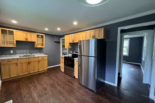 19-23 Hull Pl, Seymour, CT 06483 - Photo 3