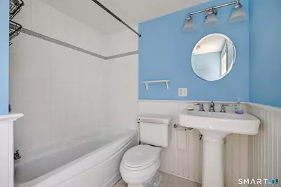 46 Hall Street, New Haven, CT 06512 - Photo 33