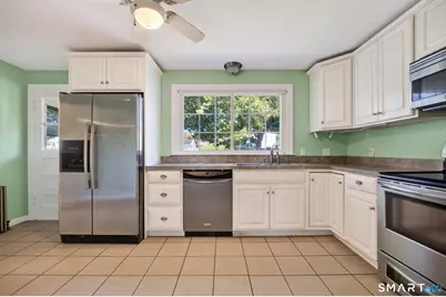 46 Hall Street, New Haven, CT 06512 - Photo 15