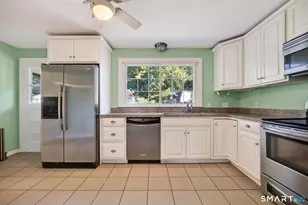46 Hall St, New Haven, CT 06512 - Photo 15