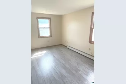 34 Viets Street, New Britain, CT 06053 - Photo 7