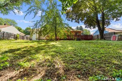 72 Vernon Street, Manchester, CT 06042 - Photo 37