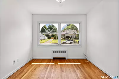 72 Vernon Street, Manchester, CT 06042 - Photo 17